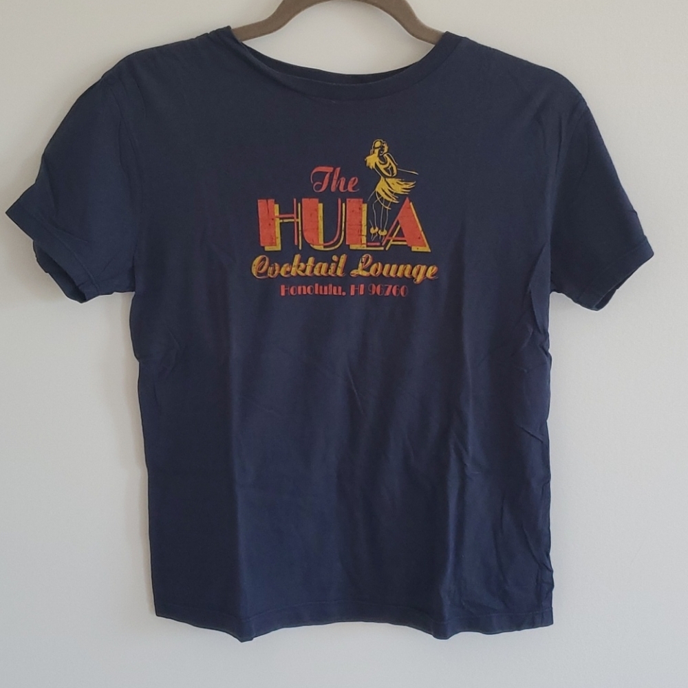 Hawaii Hula Graphic short tshirt. New without tags